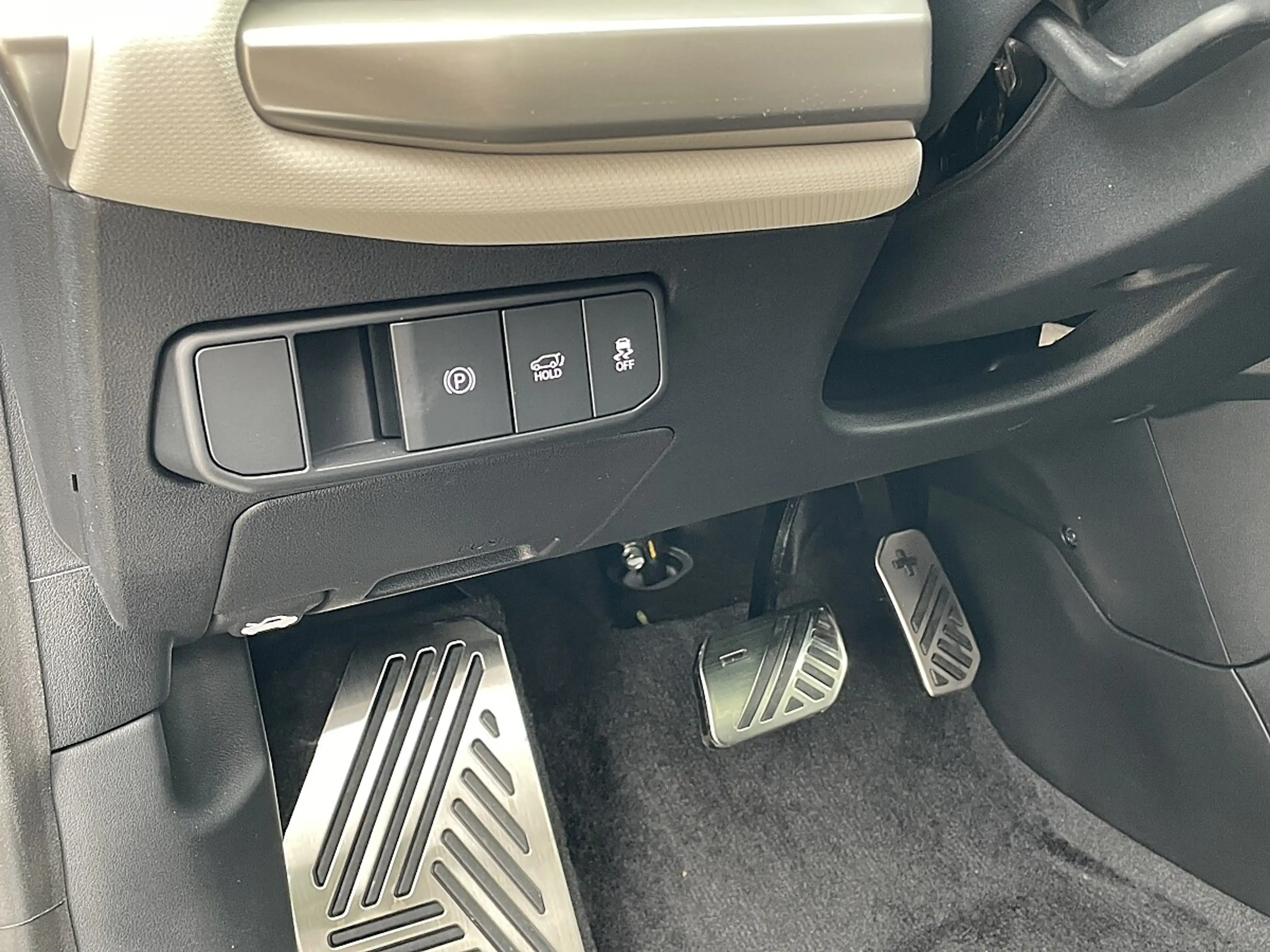 Kia EV4 HB FWD 81,4kWh GT-Line — photo 12