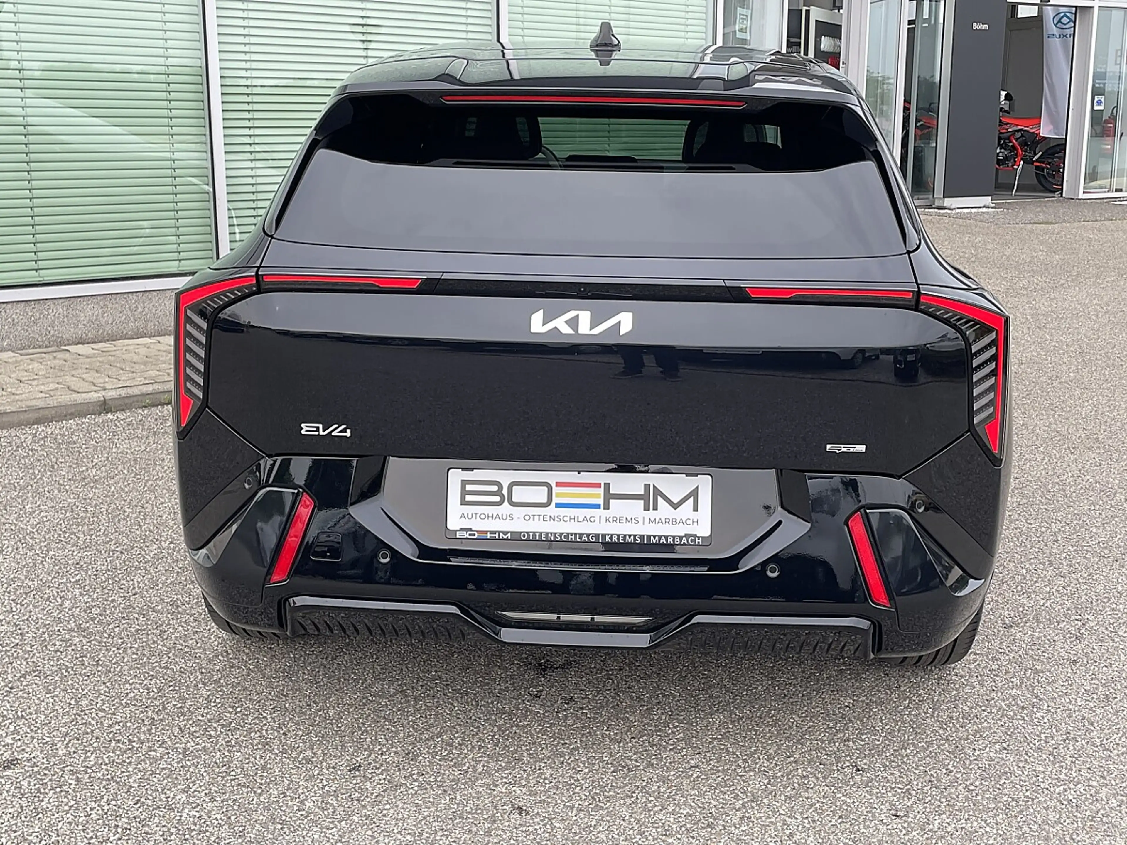 Kia EV4 HB FWD 81,4kWh GT-Line — photo 6