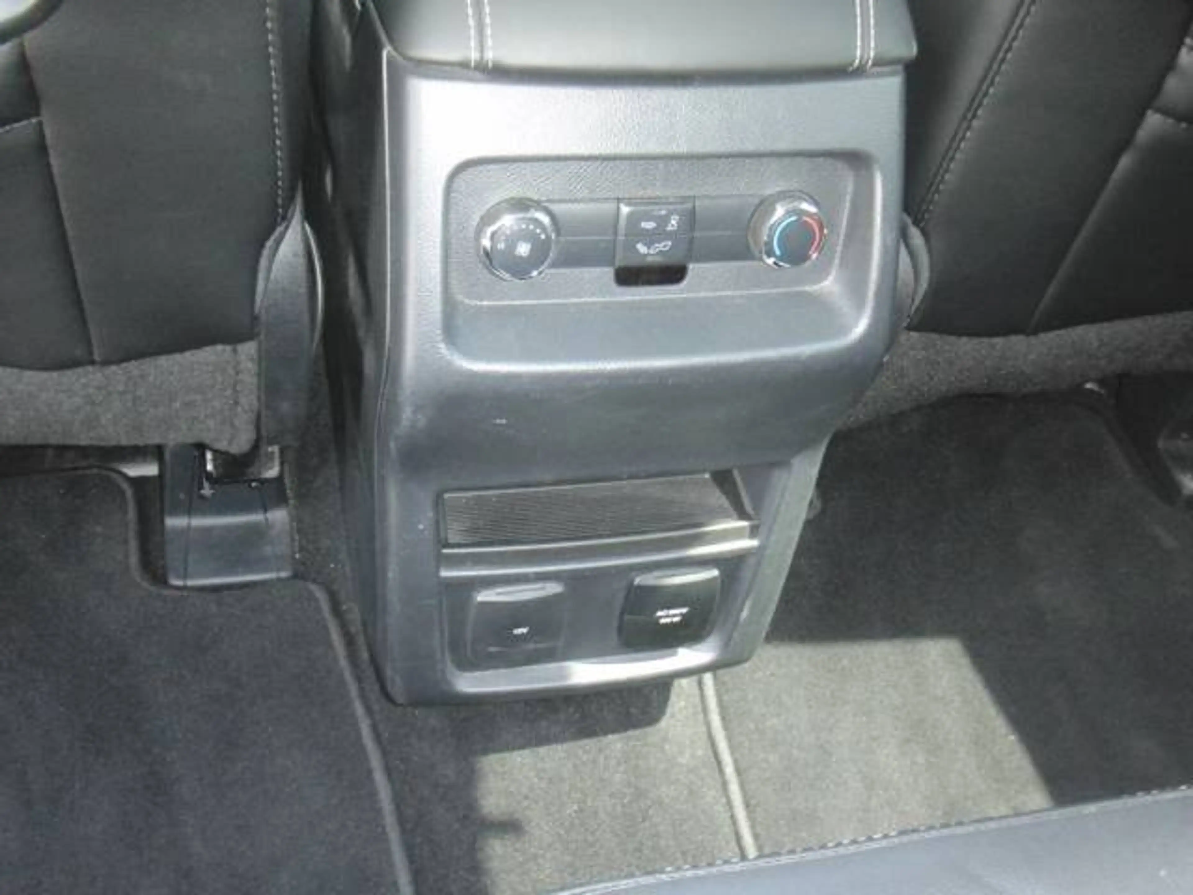 Ford Galaxy VIGNALE — photo 11