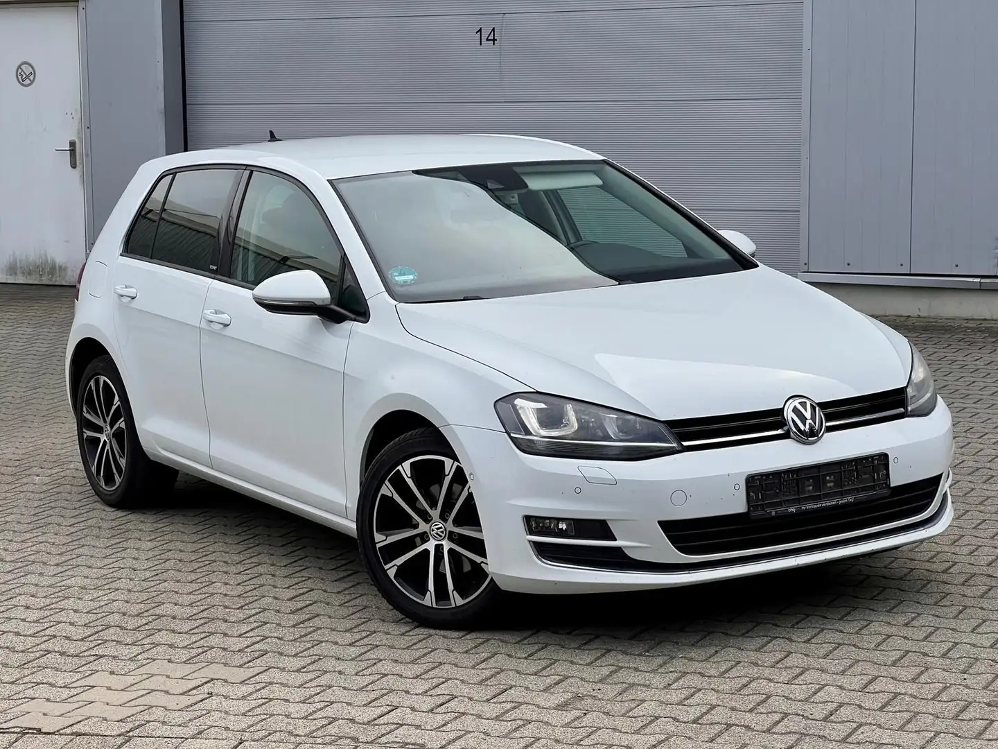 Volkswagen Golf VII Lim. Allstar BMT Xenon Navi Sitzheizung Wit - 1