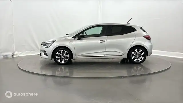 Renault Clio view 7