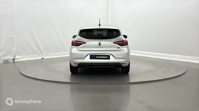 Renault Clio view 6