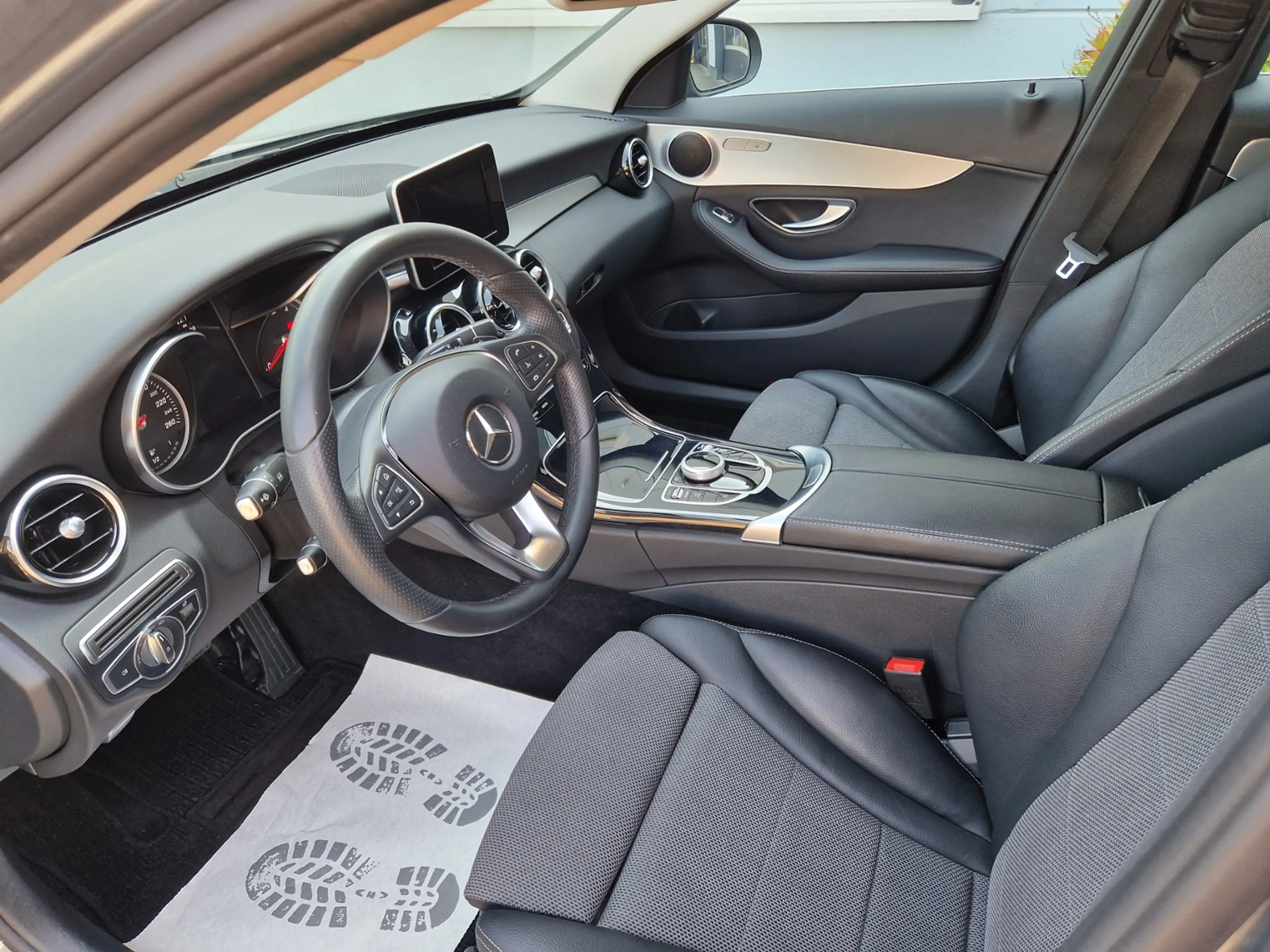 Mercedes-Benz C 180 "Avantgarde" LED*SHZ*Tempomat — photo 13