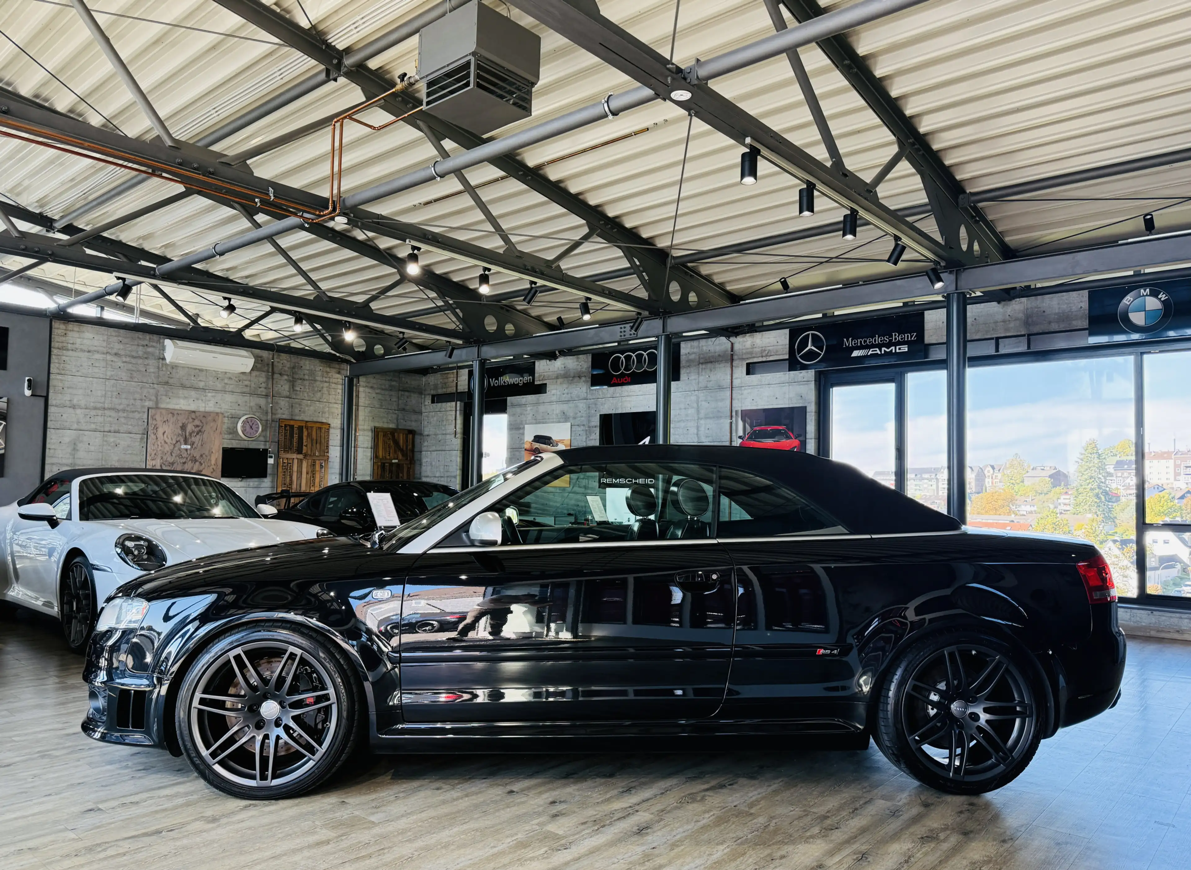 Audi RS4 4.2 FSI quattro Cabrio*KW*BI-XENON*MMI*BOSE* — photo 6