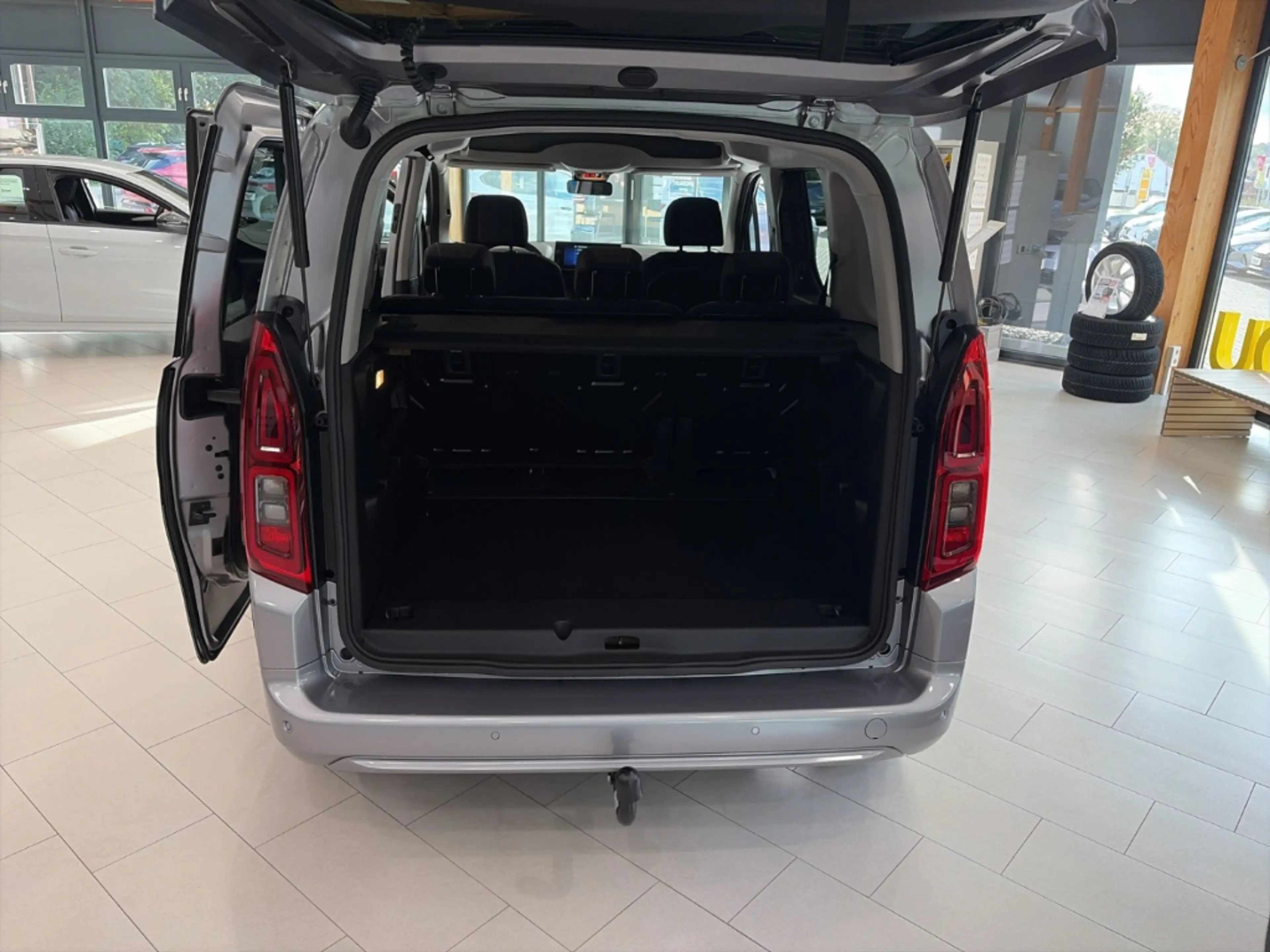 Opel Combo Life Edition Digitales Cockpit LED DAB — photo 5