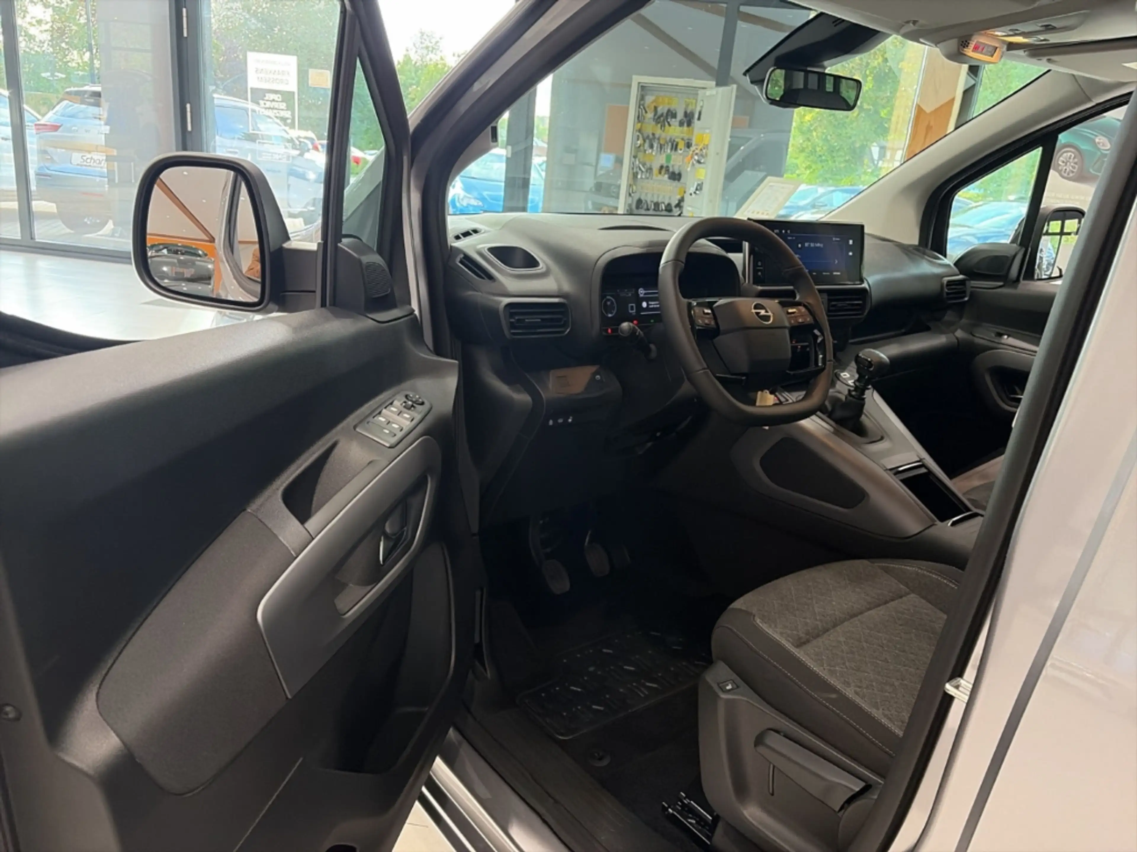 Opel Combo Life Edition Digitales Cockpit LED DAB — photo 13