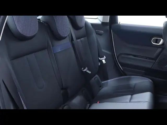 Mini Hatch view 15