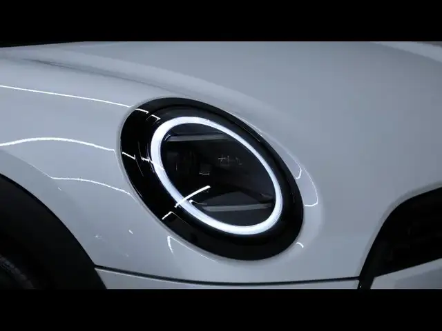 Mini Hatch view 9