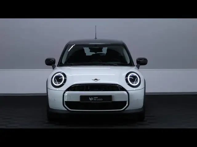 Mini Hatch view 2