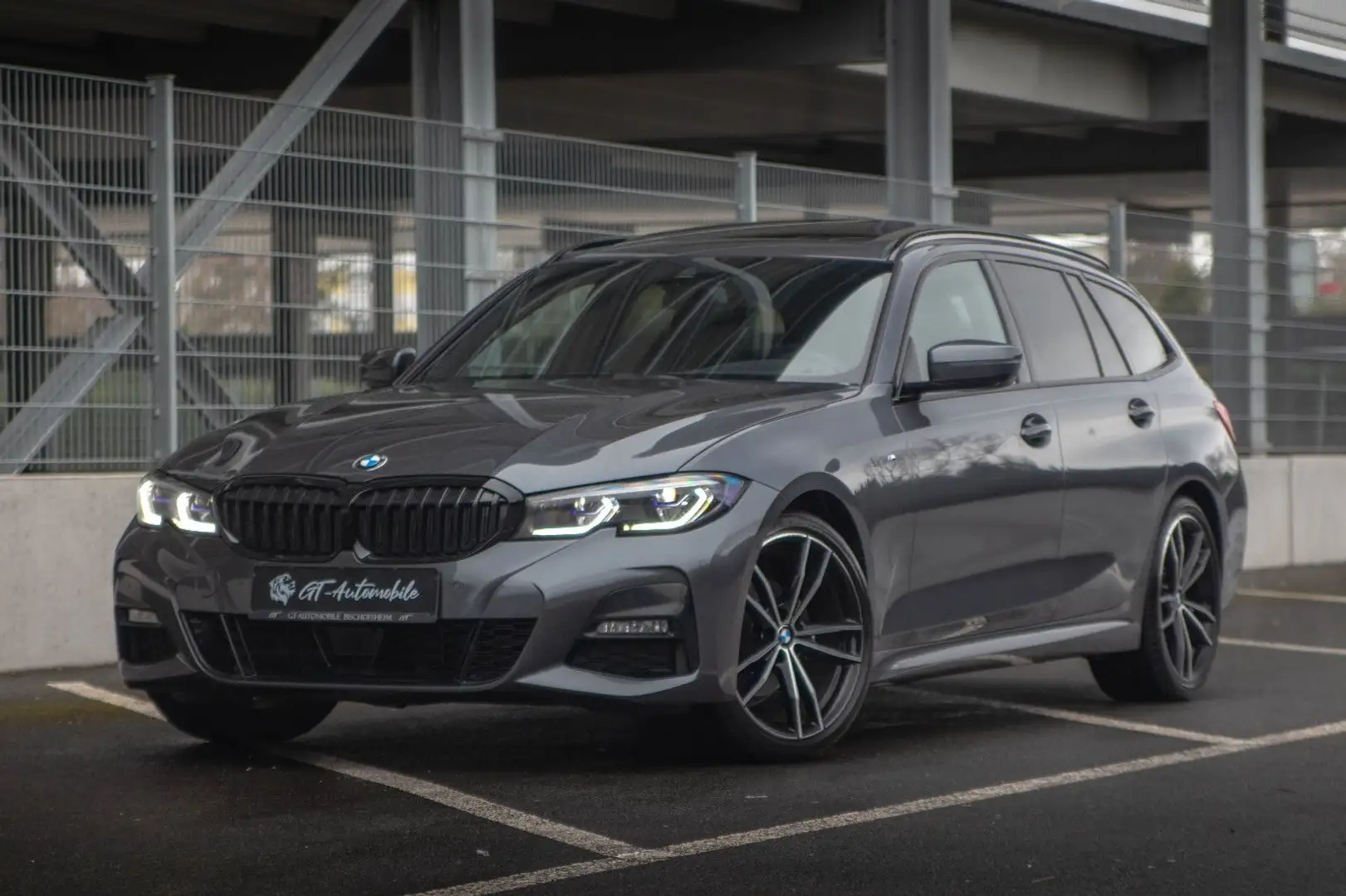 BMW 320 d T xDrive*M Sport*HUD*PANO*eSitze*Laser*ACC! Grigio - 1