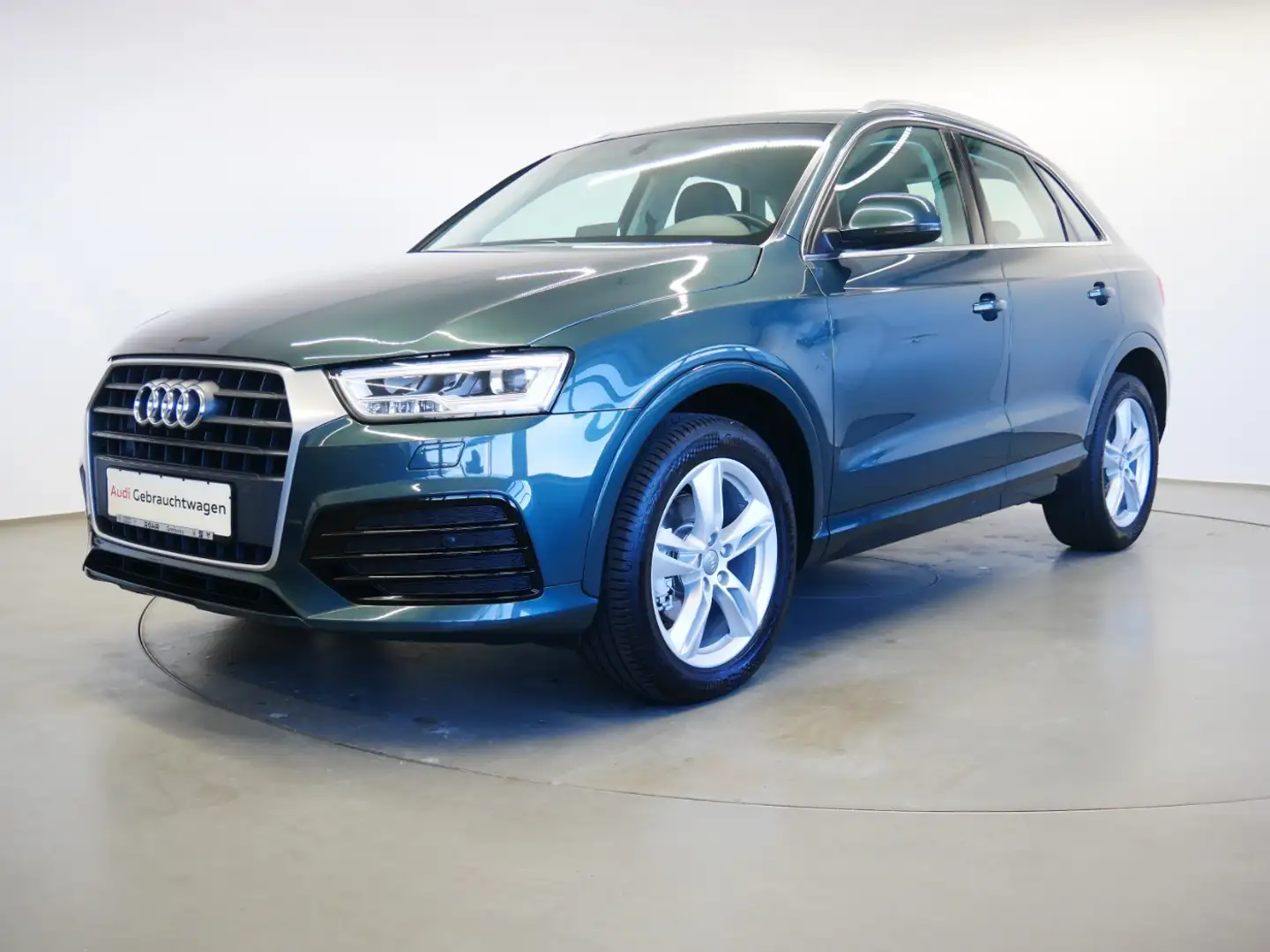Audi Q3 2.0 TDI sport S tro. LED AHK NAVI+ PDC+ Vert - 2