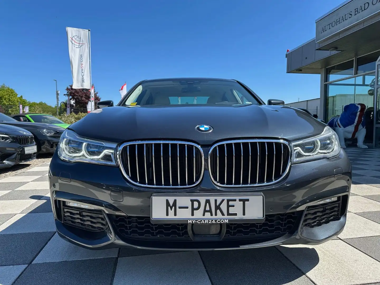 BMW 740 d xDrive M Sport-HUD -Glasdach -Laser Grau - 2