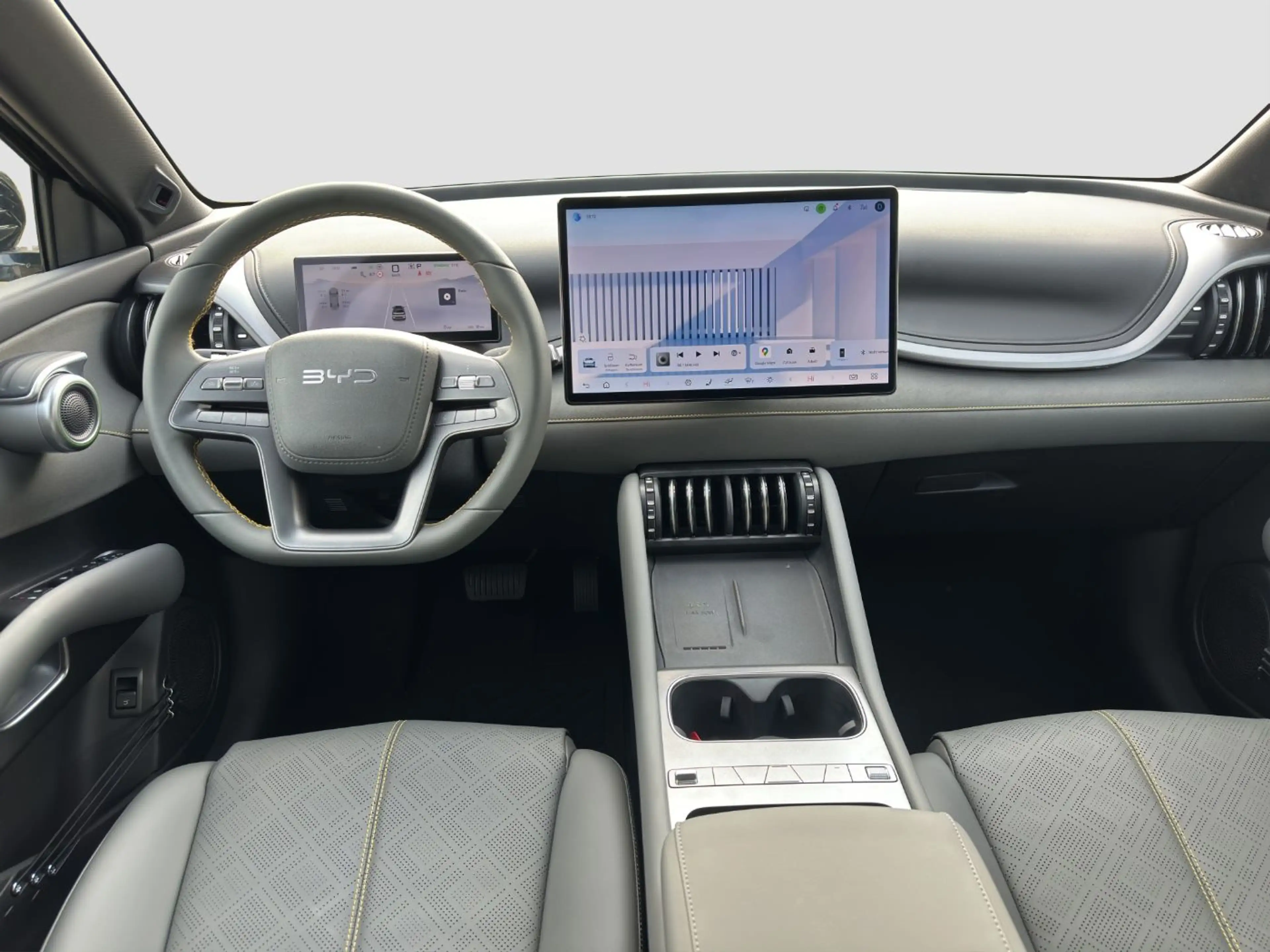 BYD Atto 3 EVO — photo 13