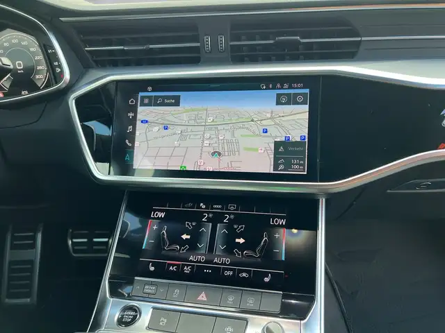 Audi A6 view 11