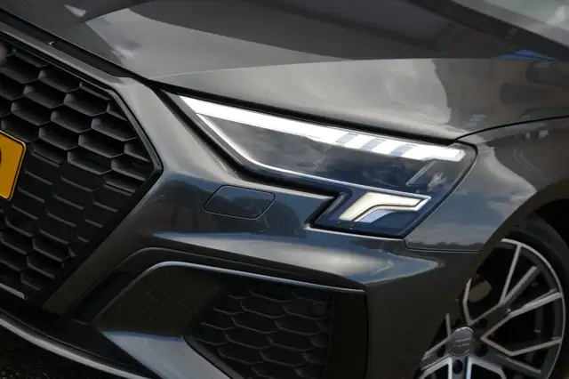 Audi A3 view 6
