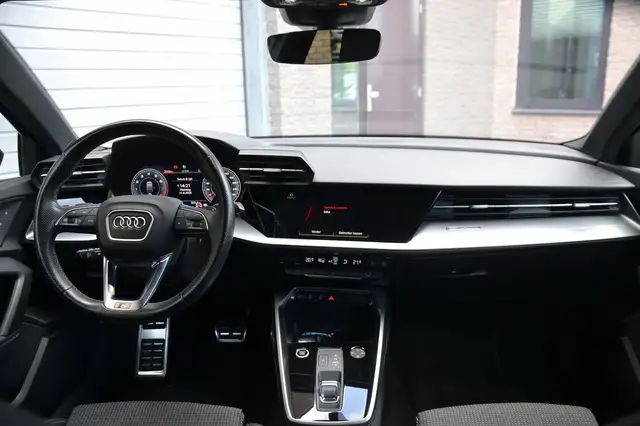 Audi A3 view 9