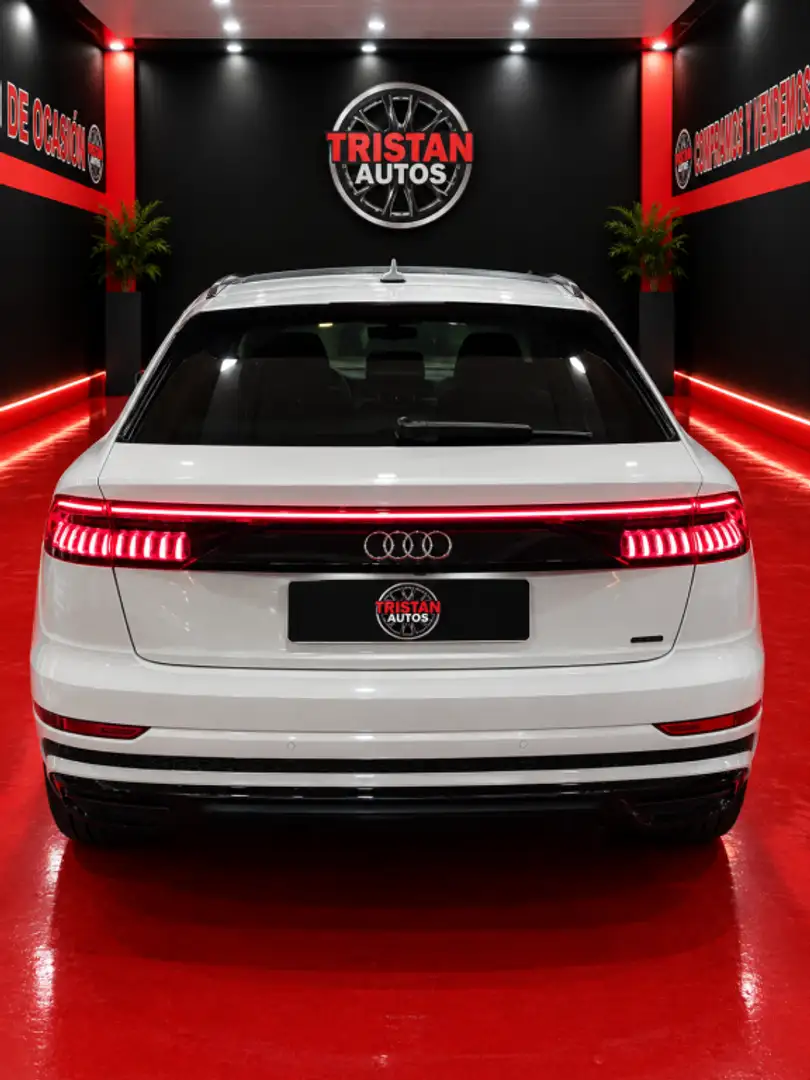Audi Q8 45 TDI S line quattro tiptronic Blanco - 2