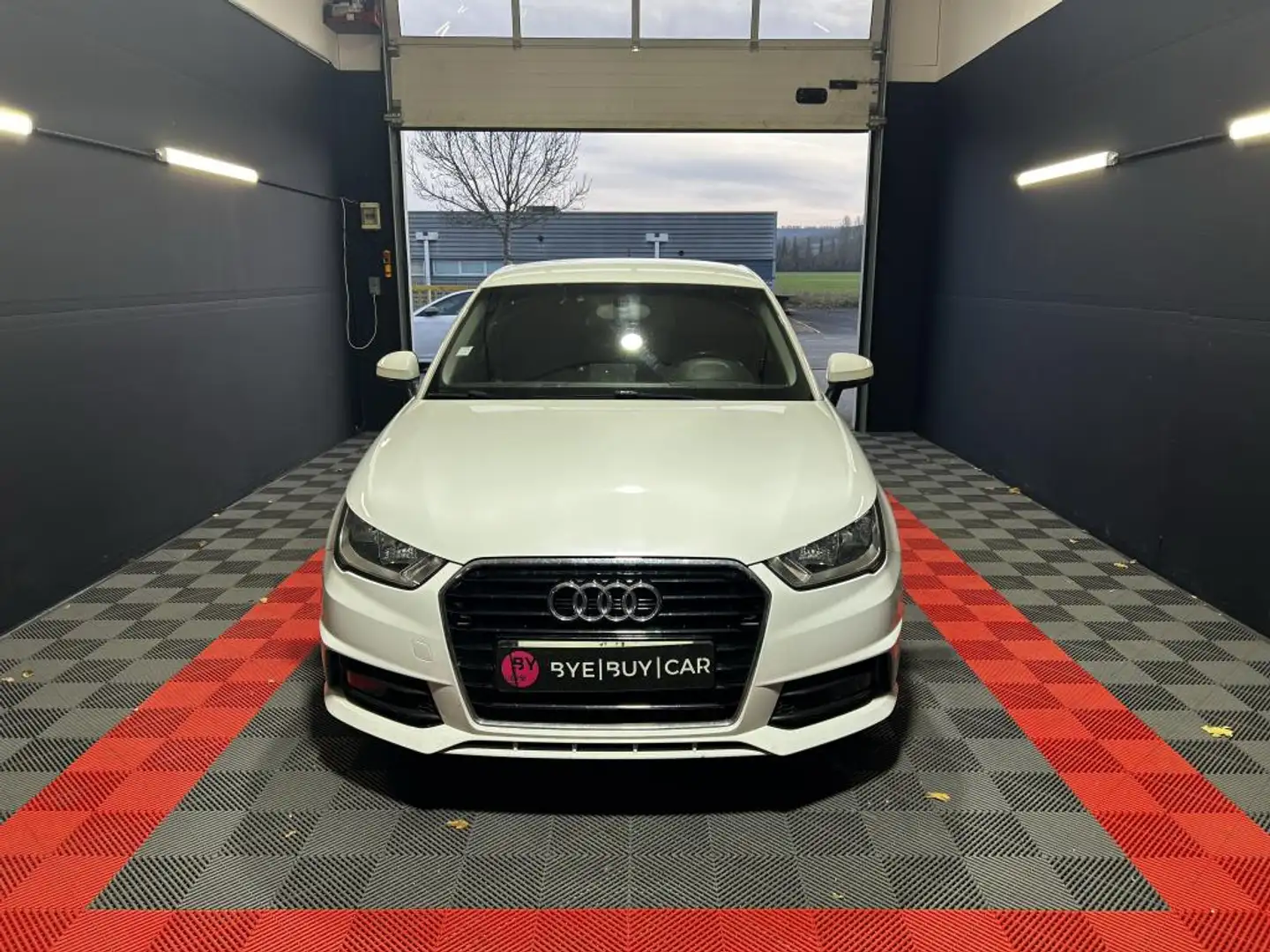 Audi A1 Sportback 1.0 TFSI ultra - 95ch  PHASE 2 - Garantie 12 mois Blanc - 2