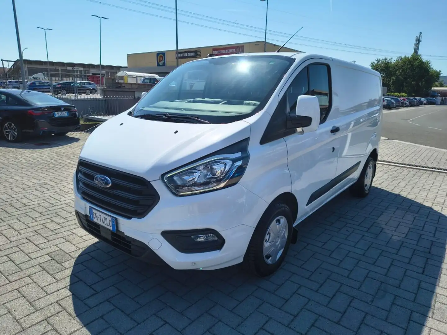 Ford Transit Custom Transit Custom 300 2.0 EcoBlue Hybrid 130 PC Furgo Bianco - 1