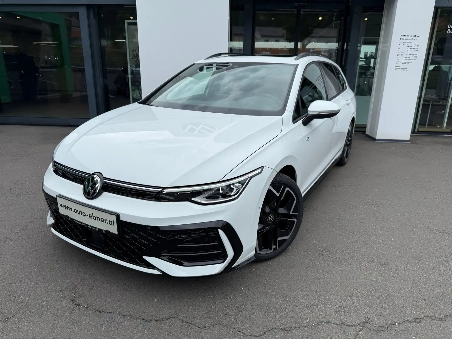 Volkswagen Golf Variant Sport mHeV DSG Weiß - 1