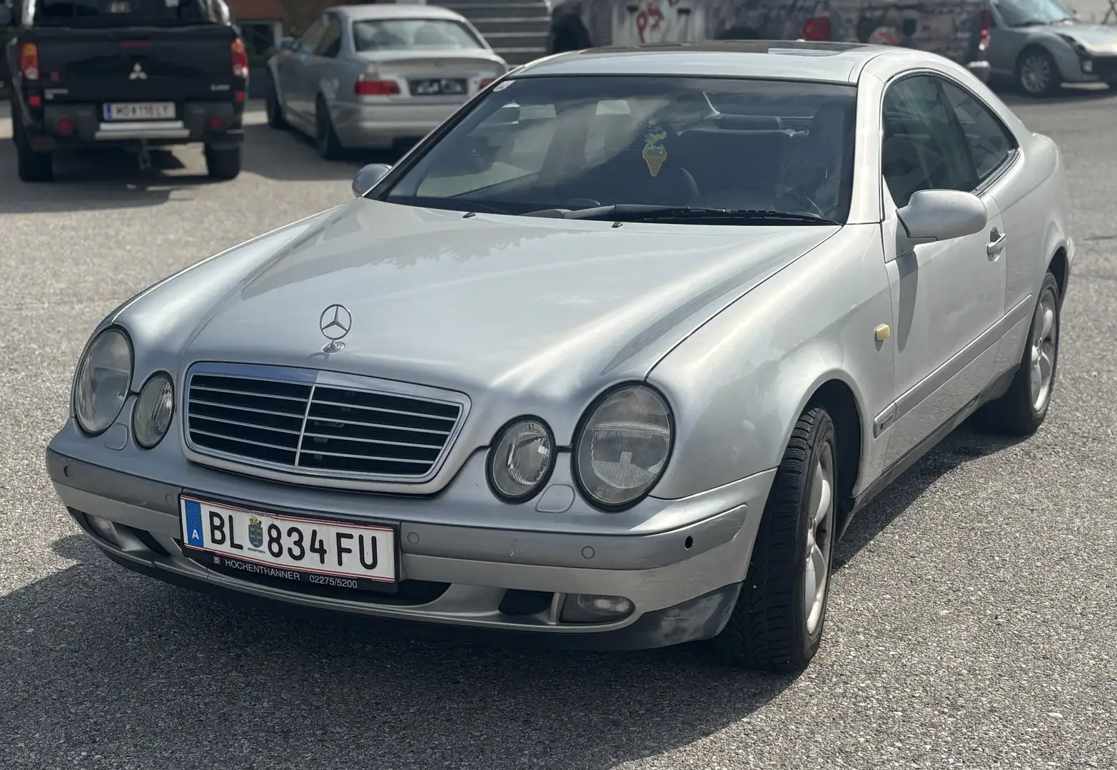 Mercedes-Benz CLK 320 Elegance Aut. - 2