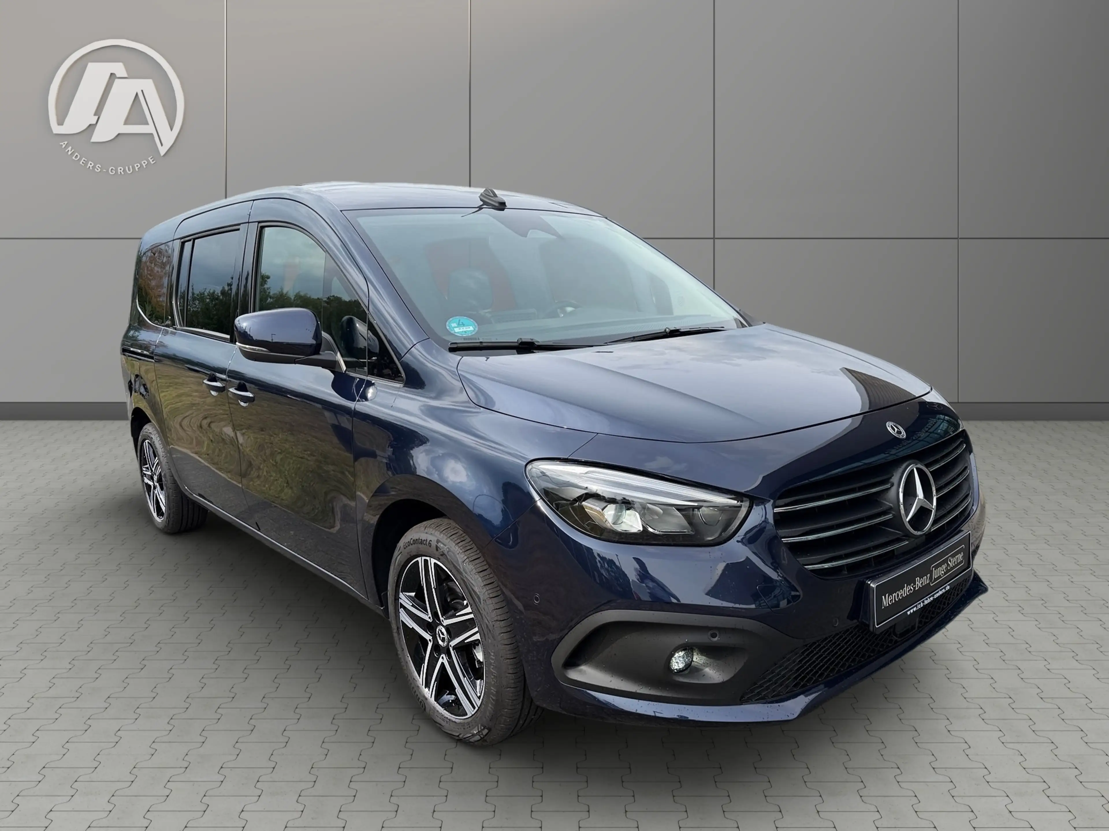 Mercedes-Benz T-Class Edition Lang AHK*Navi*Kamera*LED*7-Sitzer* — photo 4