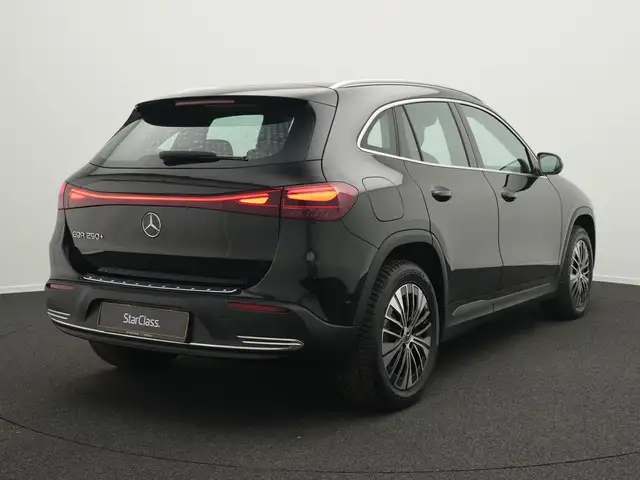 Mercedes-Benz Eqa view 3
