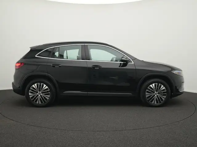 Mercedes-Benz Eqa view 5