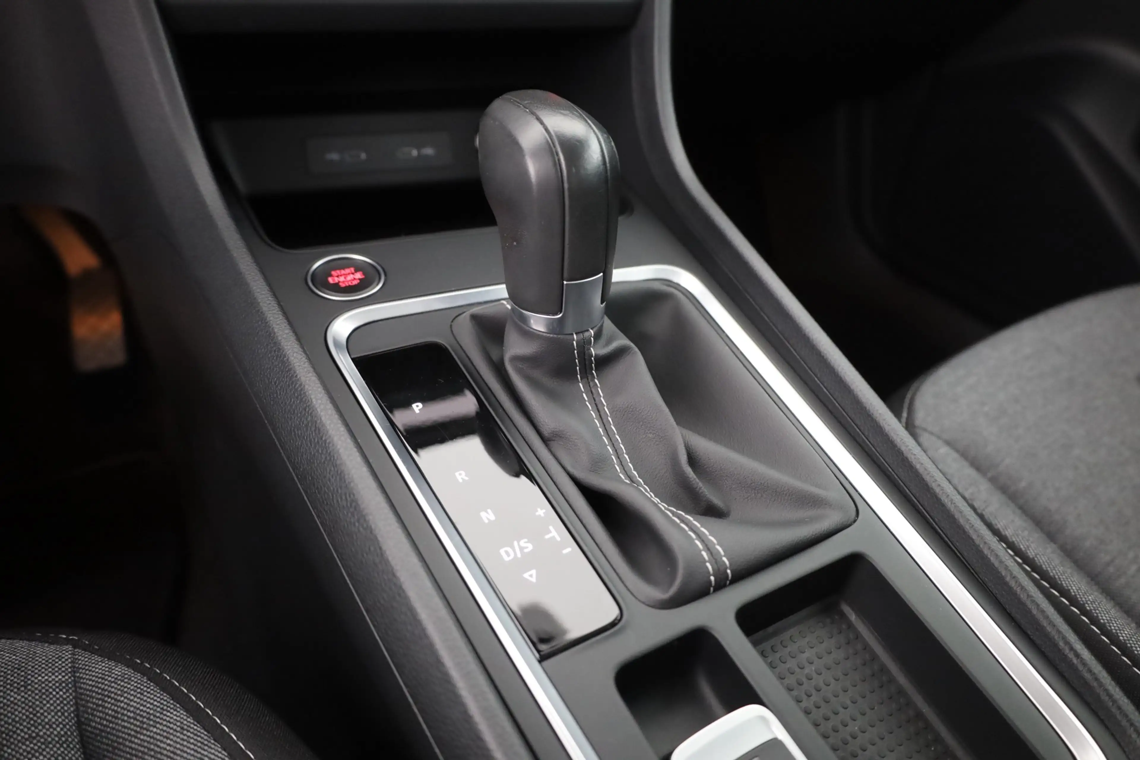 SEAT Ateca 1.5 TSI Style DSG LED Navi Kamera FullLink — photo 14