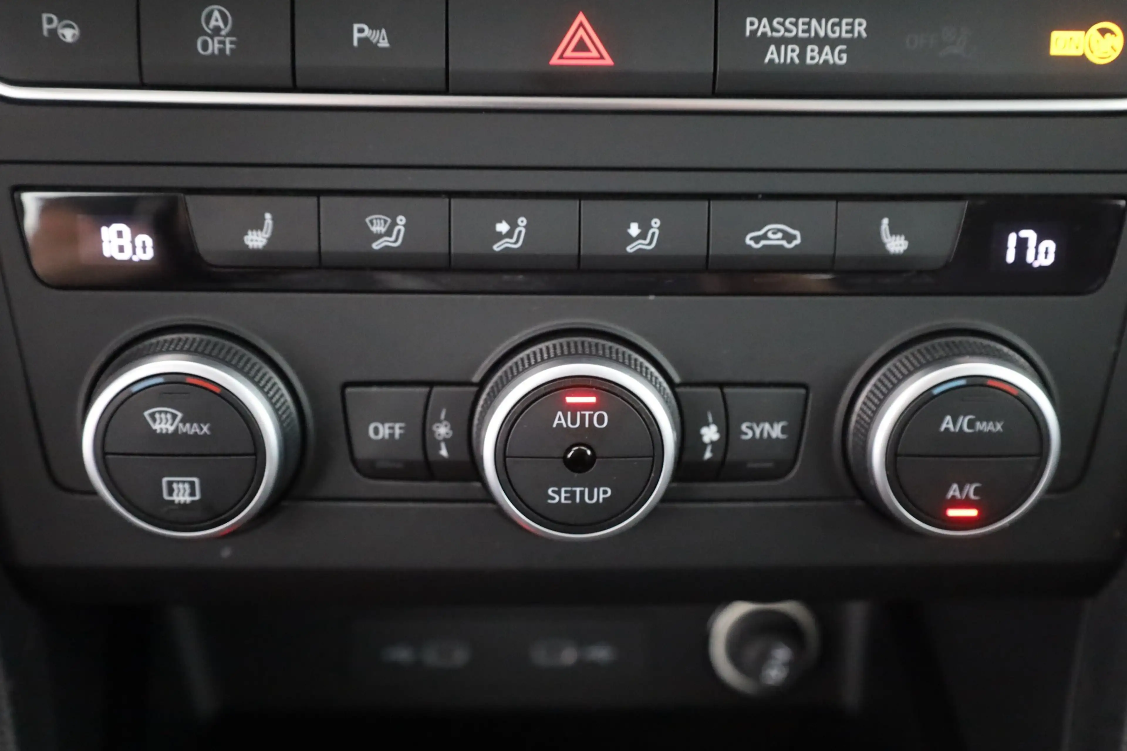 SEAT Ateca 1.5 TSI Style DSG LED Navi Kamera FullLink — photo 12