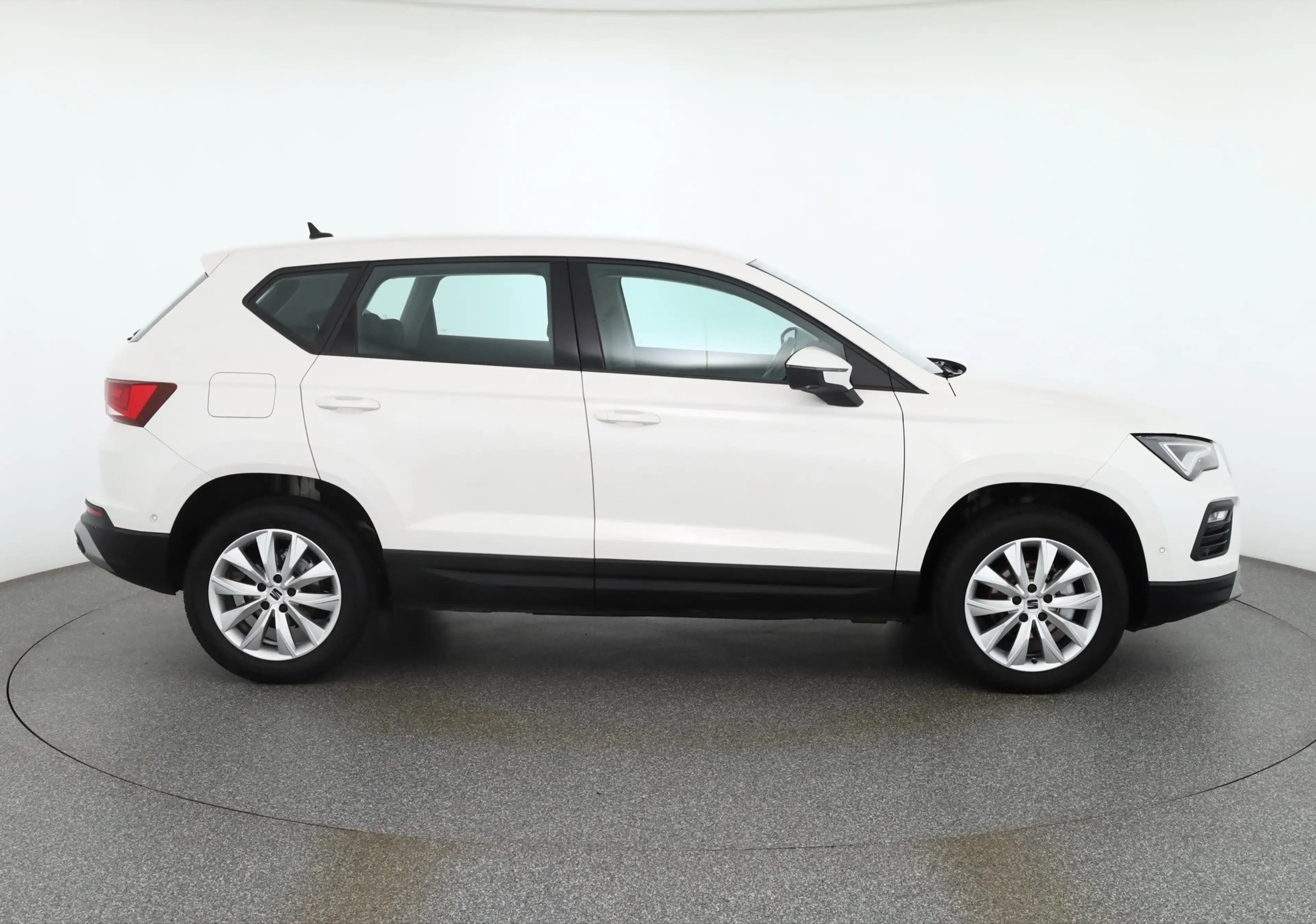 SEAT Ateca 1.5 TSI Style DSG LED Navi Kamera FullLink — photo 6