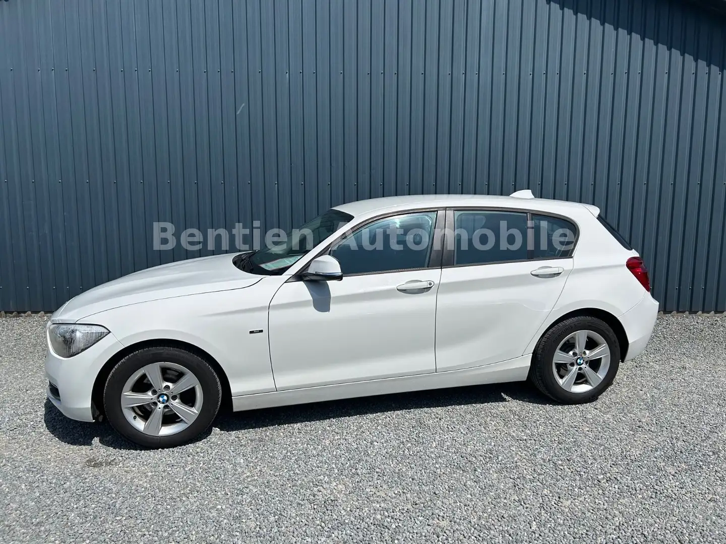 BMW 116 i Sport-Line, Klima, Alu, SHZ Weiß - 1