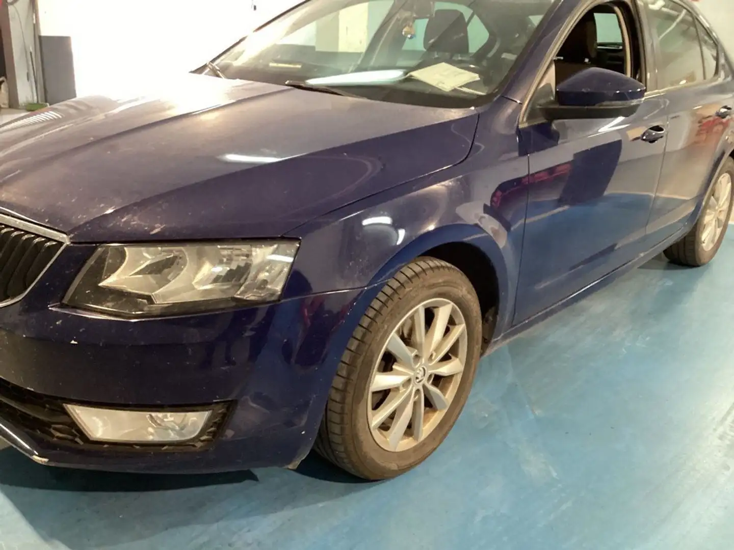 Skoda Octavia Octavia Combi 2.0TDI CR Ambition Ambition Azul - 1