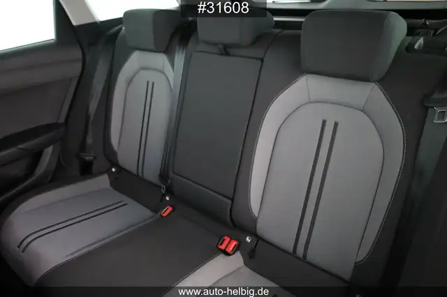 Seat Leon view 13