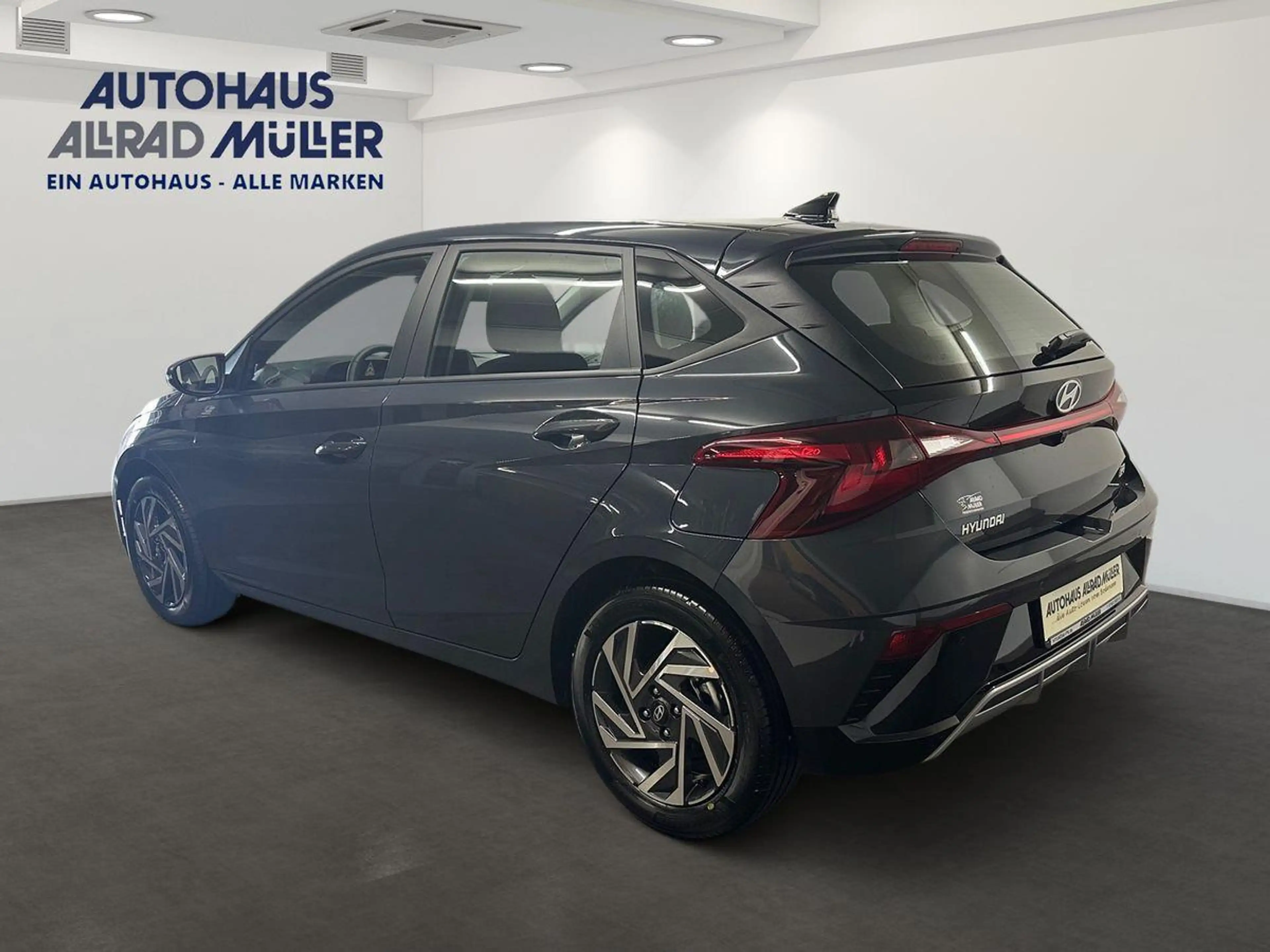 Hyundai i20 Smart 1.0 TGDI Automatik+NAVI+SHZ+CAM — photo 26