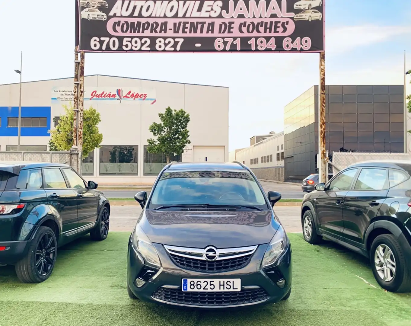 Opel Zafira Tourer 2.0CDTi Excellence 130 Grau - 2