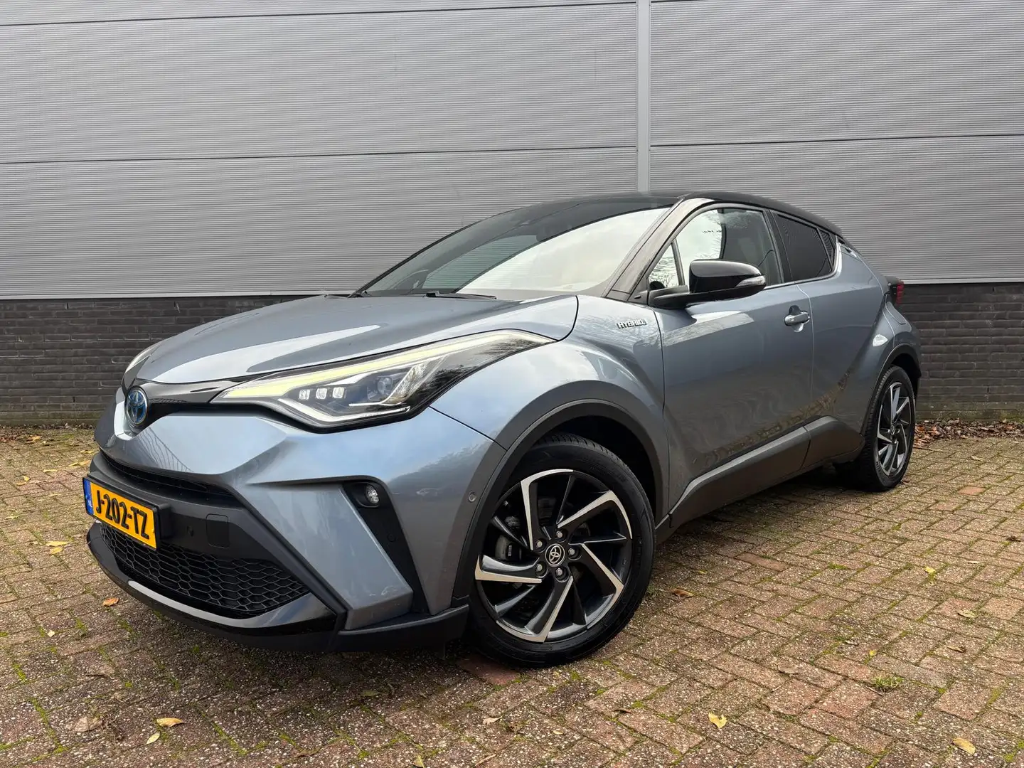 Toyota C-HR 2.0 Hybrid Bi-Tone Trekhaak NL-Auto! Grijs - 1