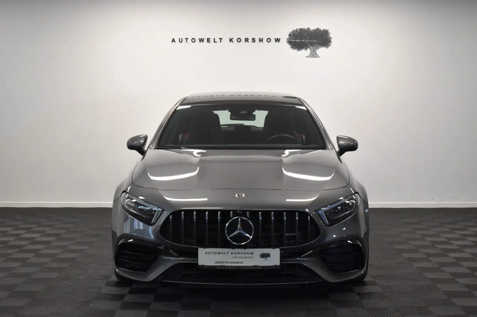 Mercedes-Benz A 45 AMG 4M*M-BEAM*360°*PANO*AMG DRIV. PACKAGE Grau - 2