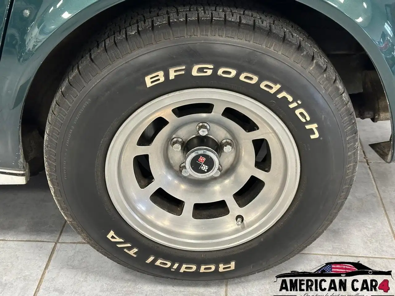 Chevrolet Corvette C3 Stingray 1975 350CI V8 - Boite automatique, foto 11