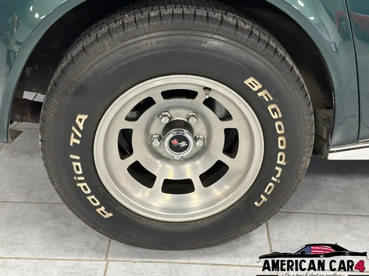 Chevrolet Corvette C3 Stingray 1975 350CI V8 - Boite automatique, foto 10