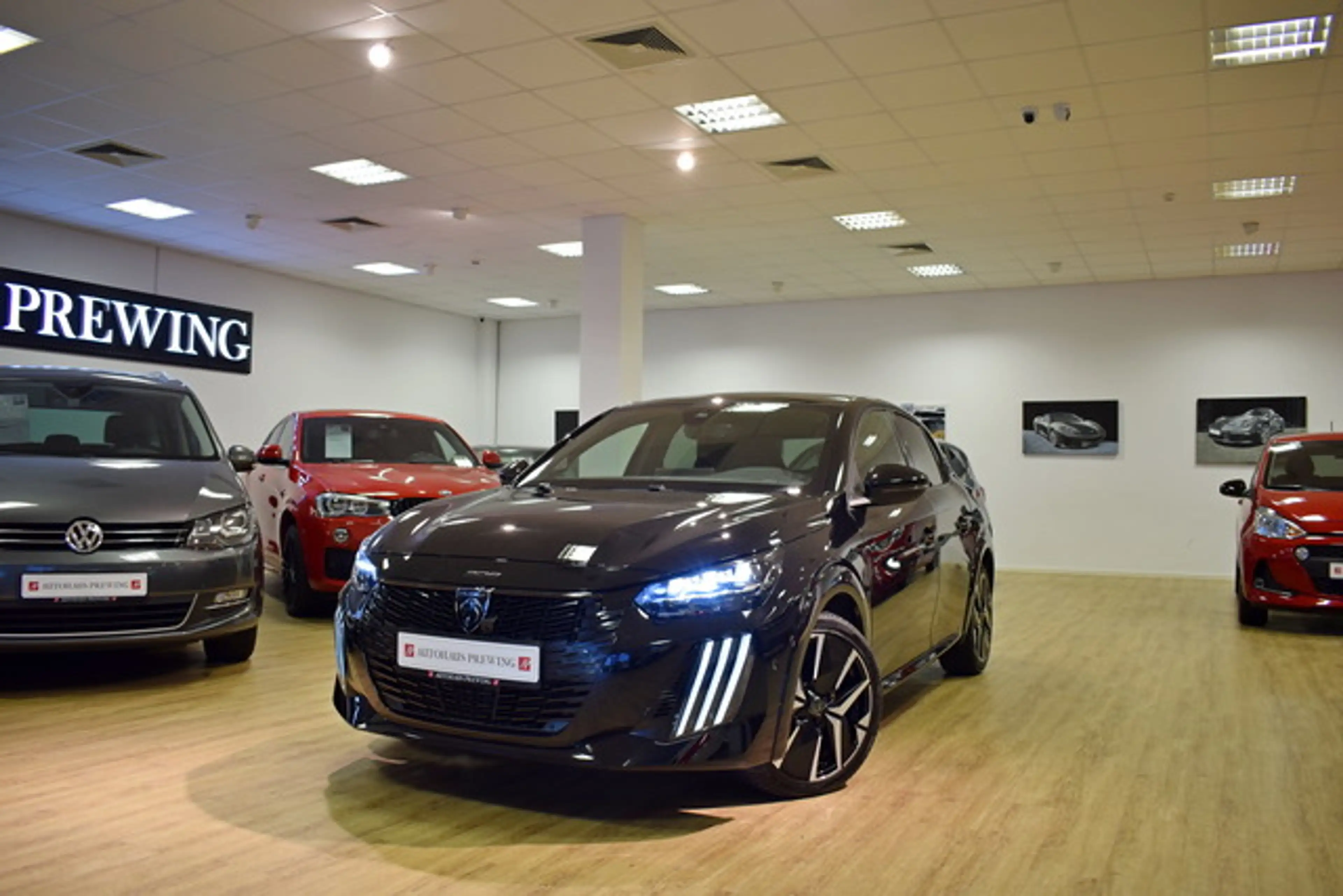 Peugeot 208 Hybrid 136 GT PANO/FULL-LED/180°/Massage