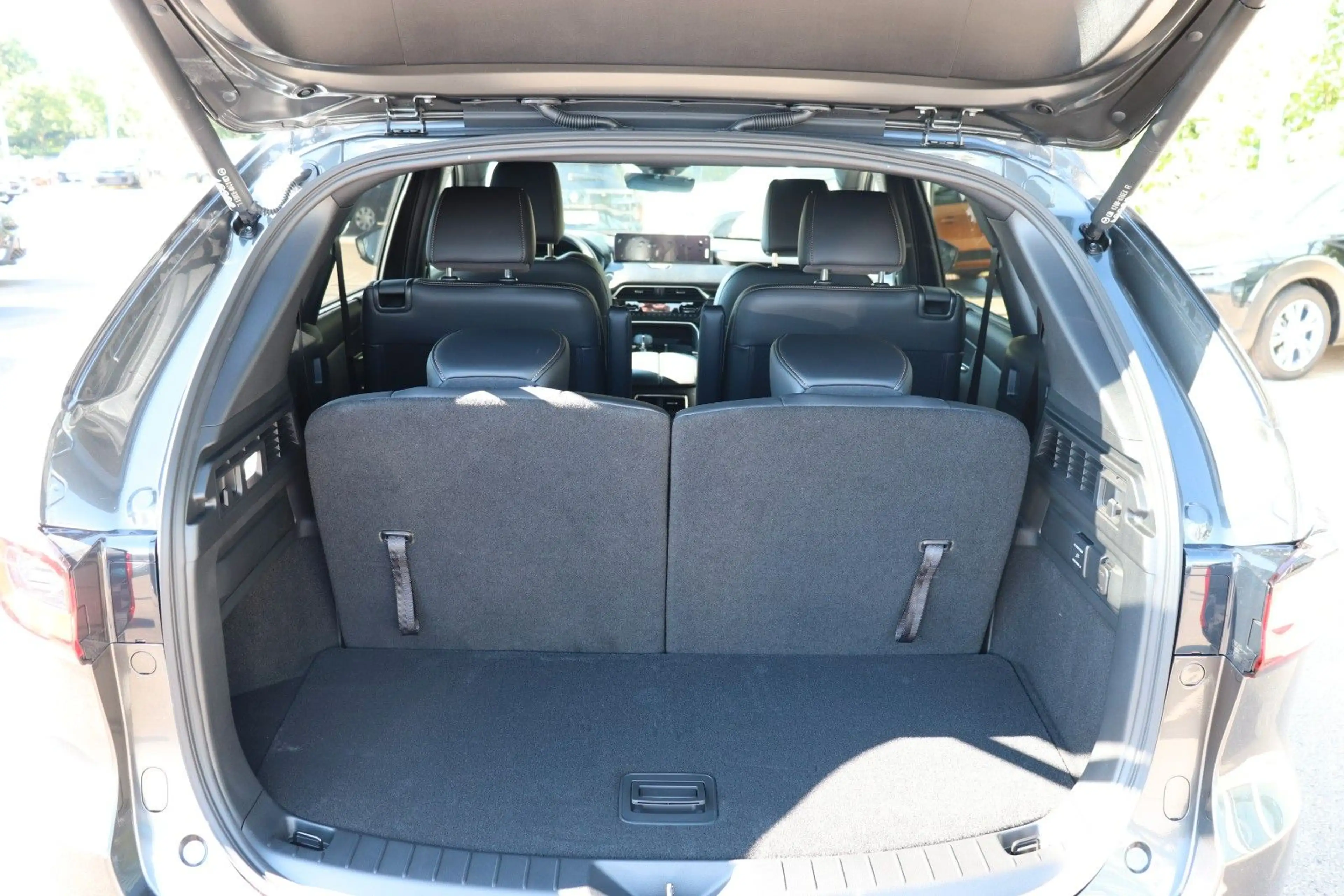 Mazda CX-80 3,3L 254PS Homura Plus AWD *Pano*Bose*360* — photo 13