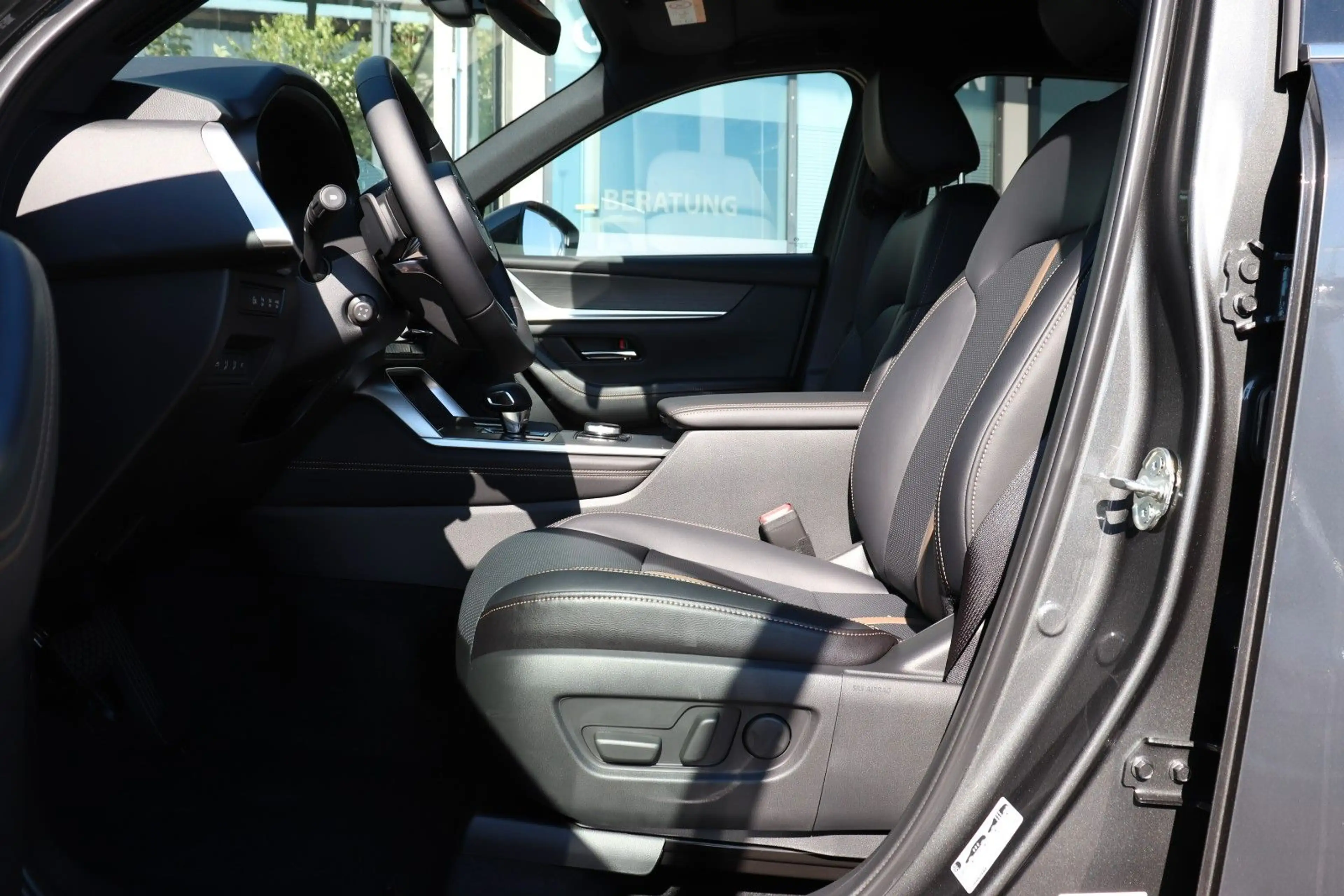 Mazda CX-80 3,3L 254PS Homura Plus AWD *Pano*Bose*360* — photo 10