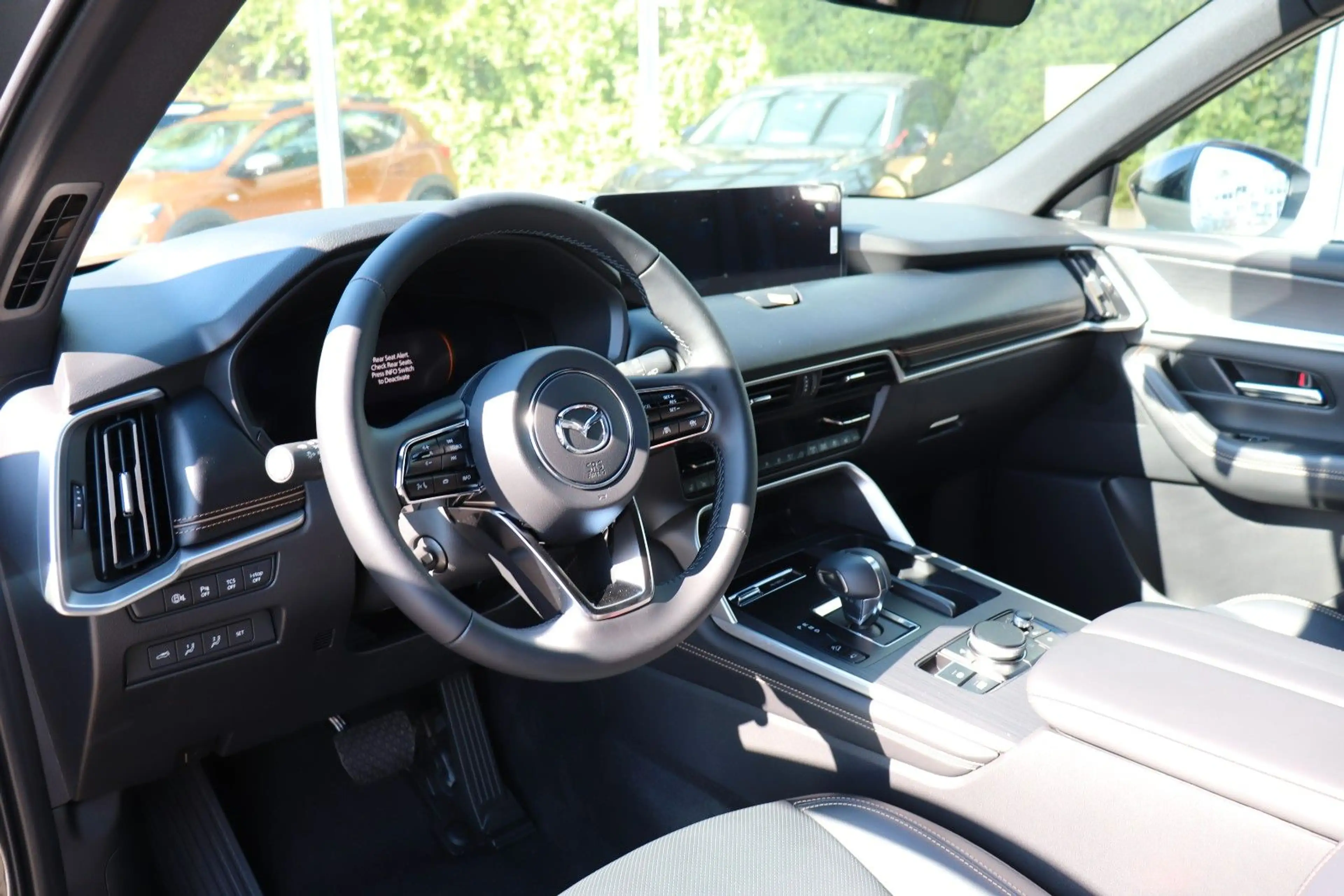 Mazda CX-80 3,3L 254PS Homura Plus AWD *Pano*Bose*360* — photo 9