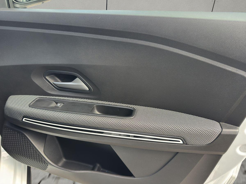 Dacia Jogger Extreme 1.0 TCE KAT — photo 13