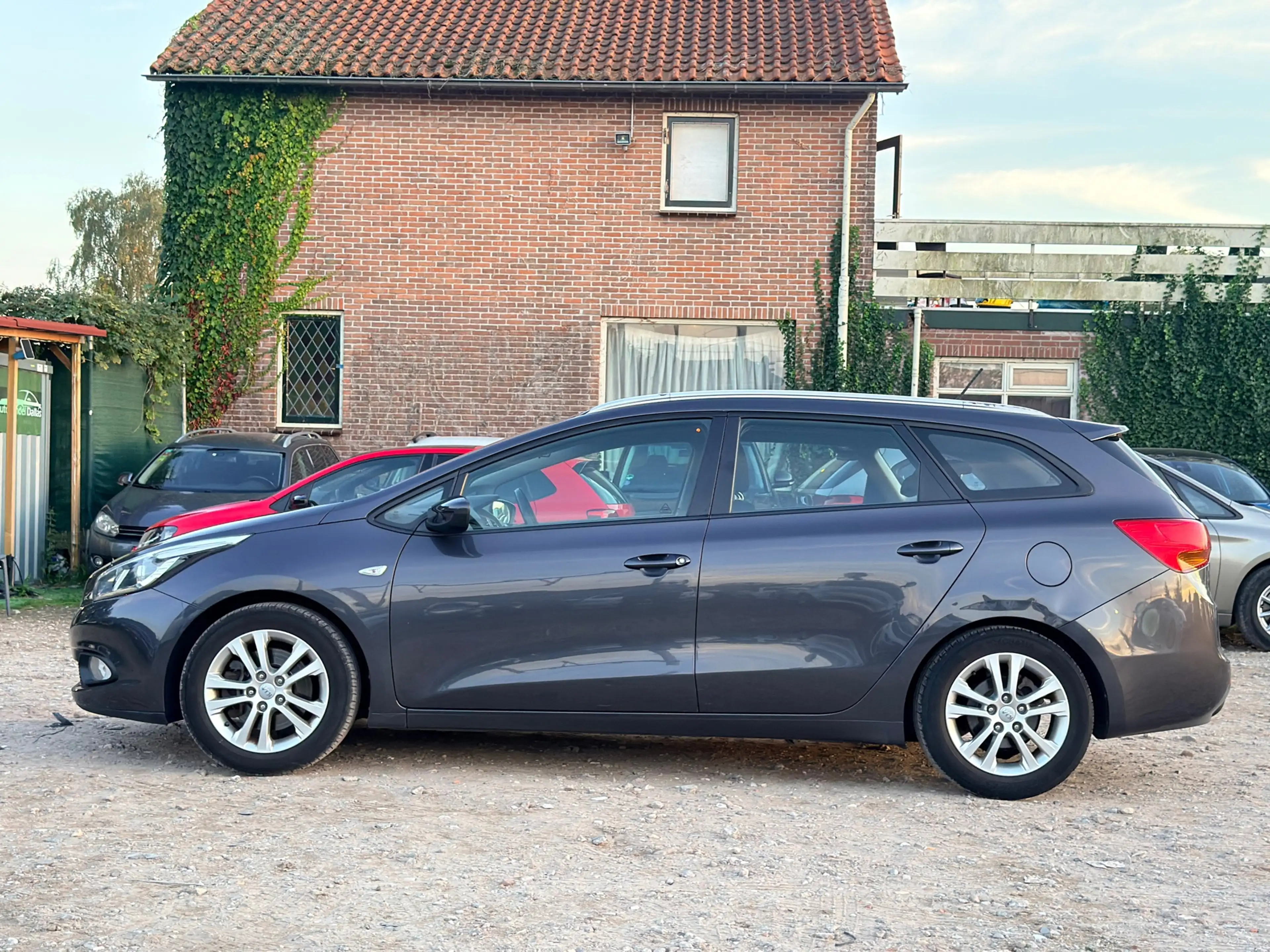 Kia Ceed SW / cee'd SW Sportswagon 1.6 GDI ComfortLine/ TREKHAAK — photo 7