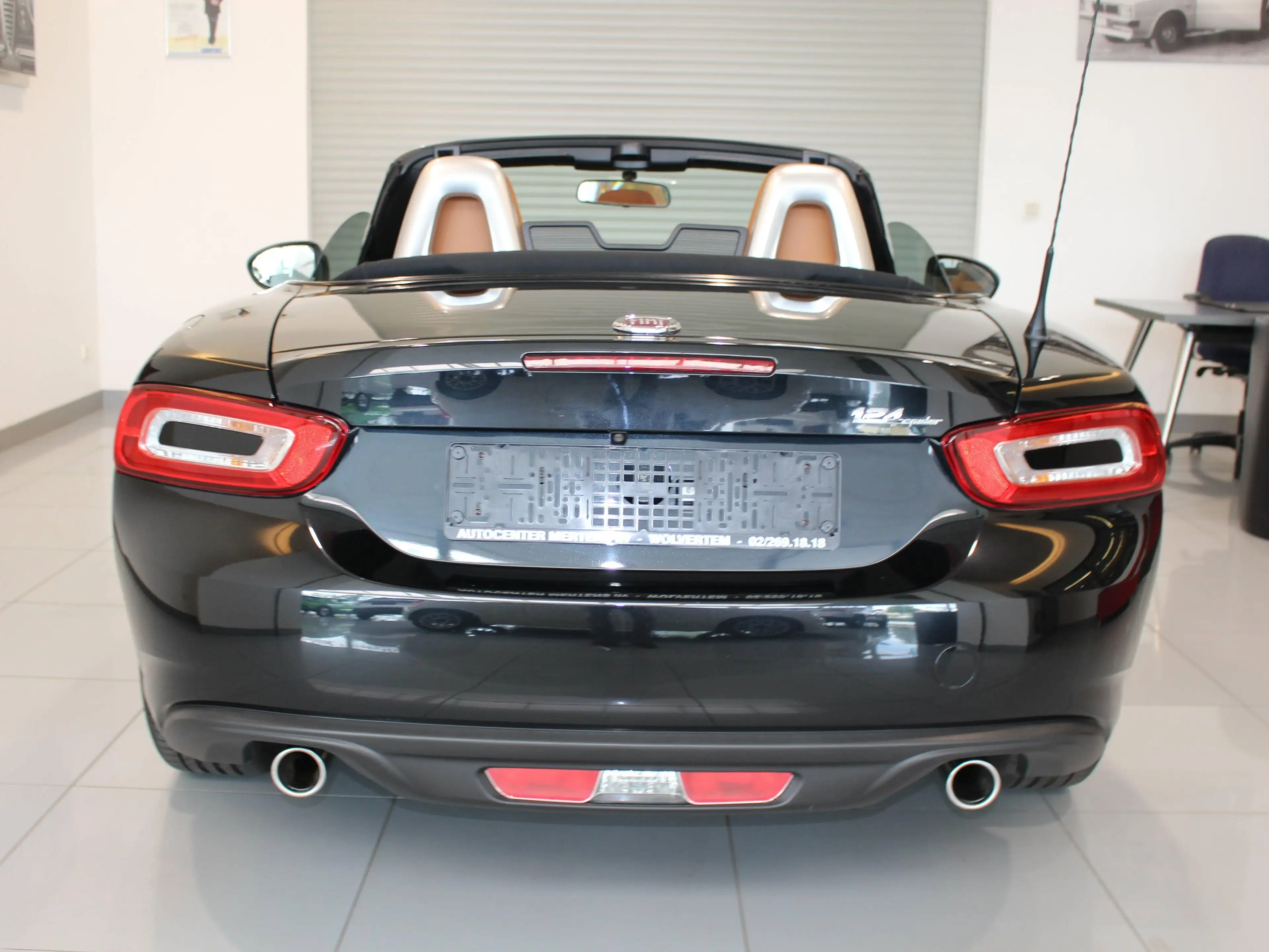 Fiat 124 Spider 124 Spider 1.4 MultiAir Lusso — photo 13