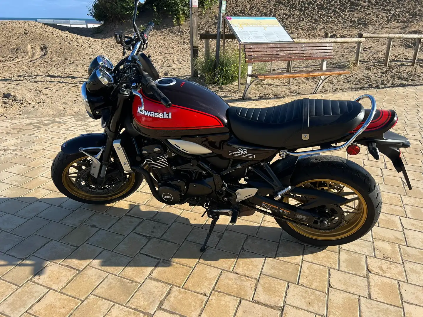 Kawasaki Z900RS 50th Anniversary Kahverengi - 1