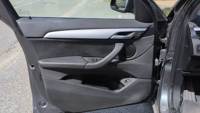 BMW X1 view 7