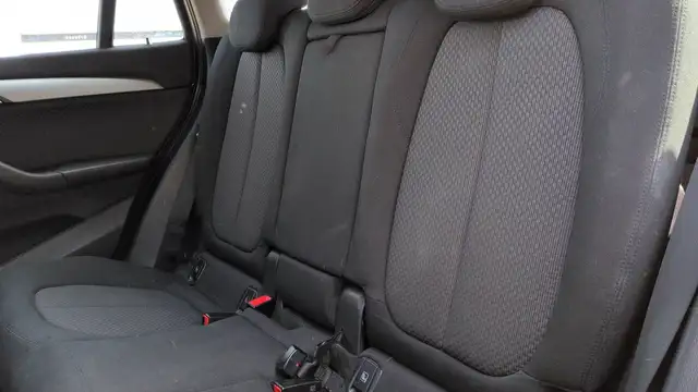 BMW X1 view 9